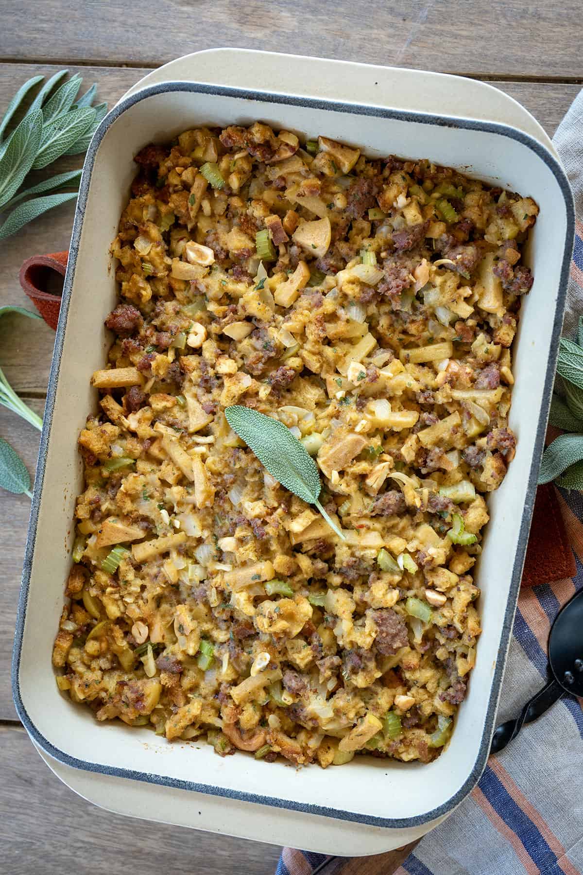Sausage Stuffing with Apples and Cashews