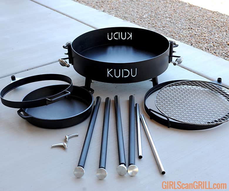 KUDU base with legs, poles, nuts, bolts, grate, skillet and rings
