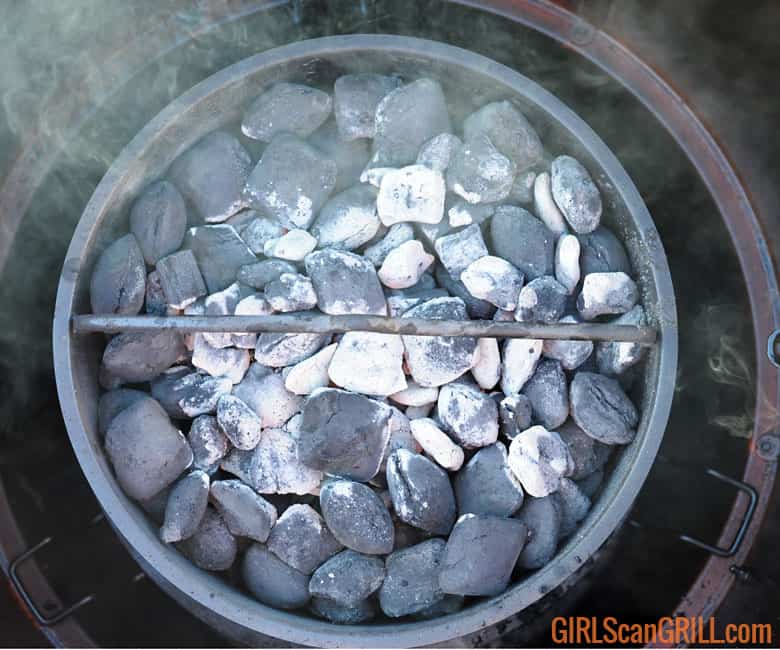coals elevated on diffuser plate.
