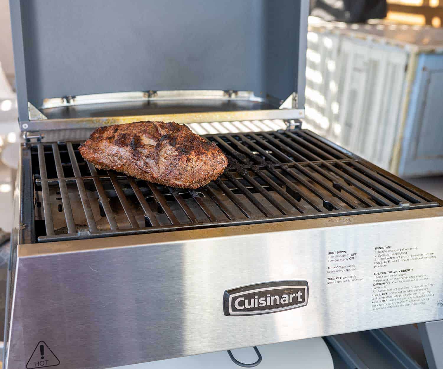 Cuisinart 3-in-1 Pizza Oven Plus grill with tri-tip.
