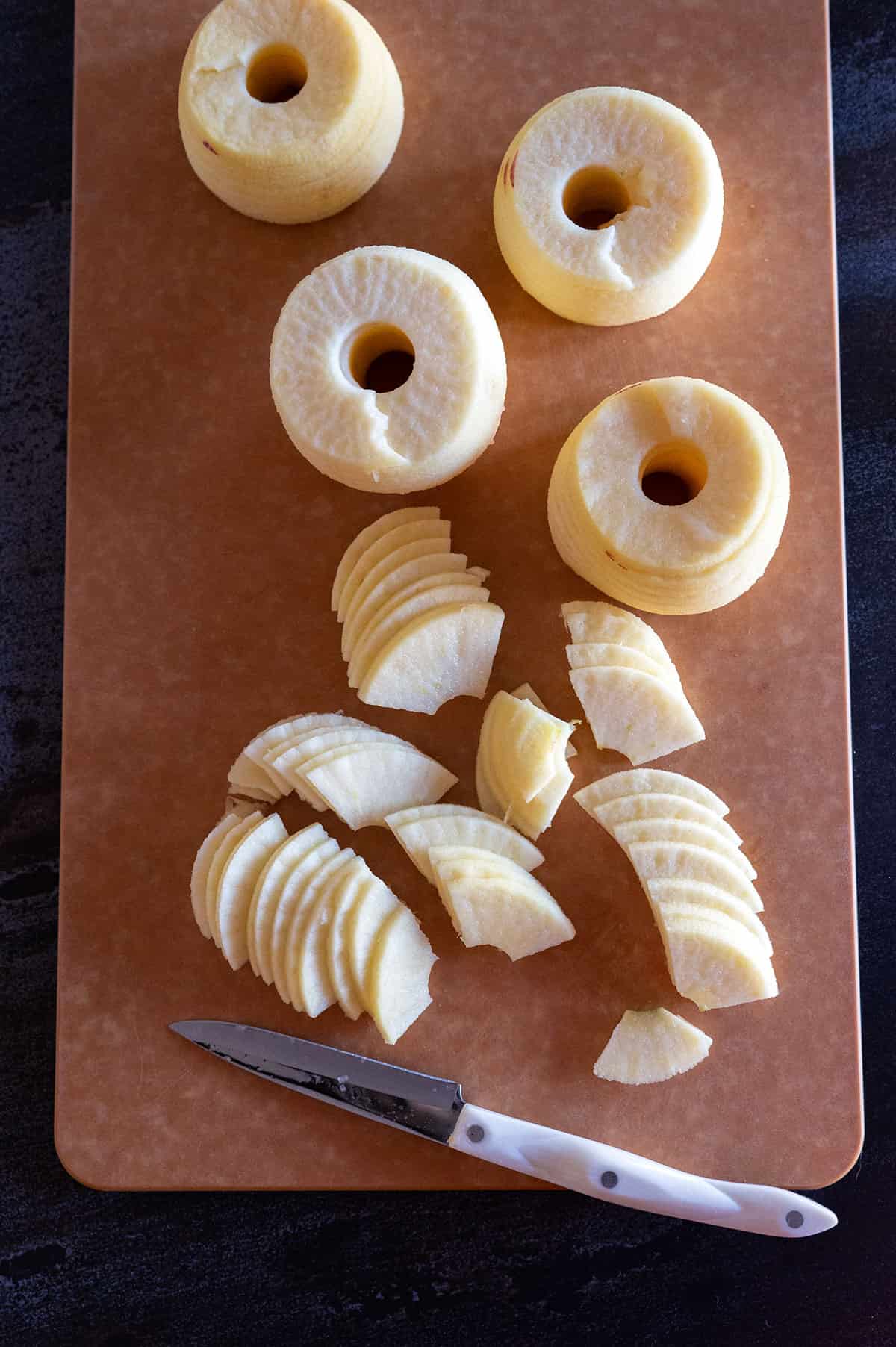 sliced peeled apples.