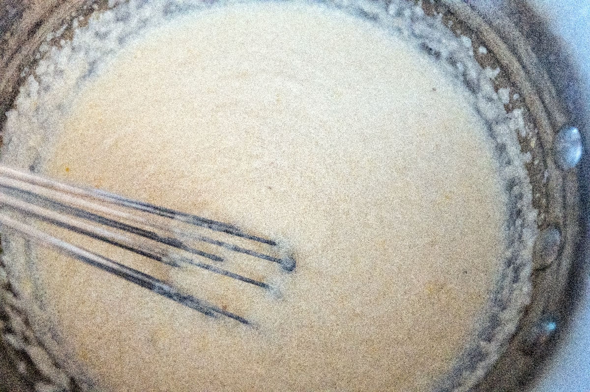 Pot with thickened grits.
